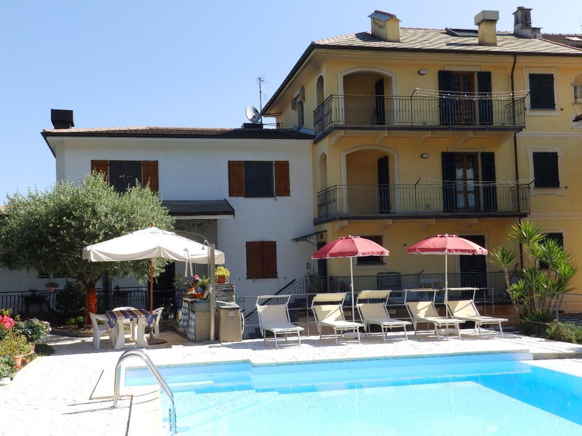 Cassanesi B&B Le Rondini מראה חיצוני תמונה