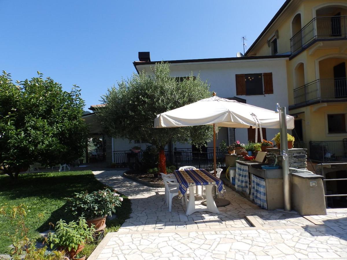 Cassanesi B&B Le Rondini מראה חיצוני תמונה
